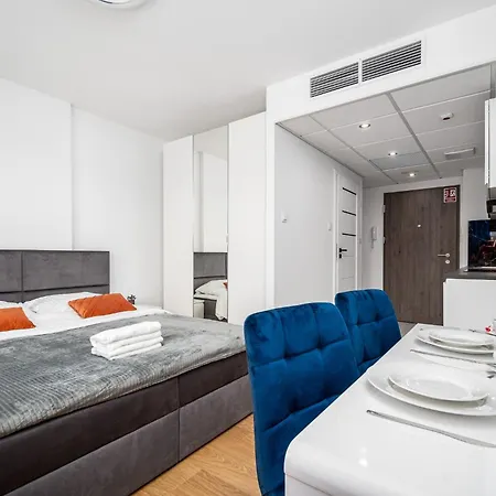 Apartamenty Stay Pileckiego Warszawa Eksteriør bilde